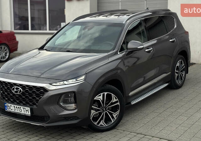 Сірий Хендай Санта Фе, об'ємом двигуна 2.2 л та пробігом 165 тис. км за 29000 $, фото 2 на Automoto.ua