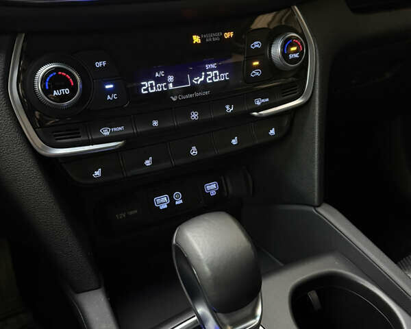 Серый Хендай Санта Фе, объемом двигателя 2.2 л и пробегом 85 тыс. км за 26500 $, фото 15 на Automoto.ua