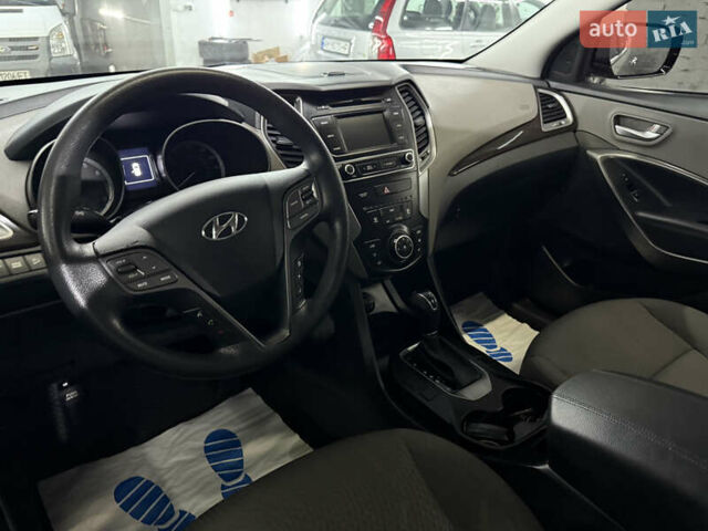 Хендай Санта Фе 2018 в Кременце на Automoto.ua Серый Хендай Санта Фе, объемом двигателя 2.4 л и пробегом 67 тыс. км за 19000 $, фото 28 на Automoto.ua