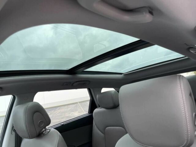 Сірий Хендай Санта Фе, об'ємом двигуна 3.3 л та пробігом 48 тис. км за 3200 $, фото 9 на Automoto.ua