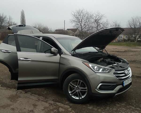 Серый Хендай Санта Фе, объемом двигателя 2.36 л и пробегом 182 тыс. км за 16500 $, фото 16 на Automoto.ua