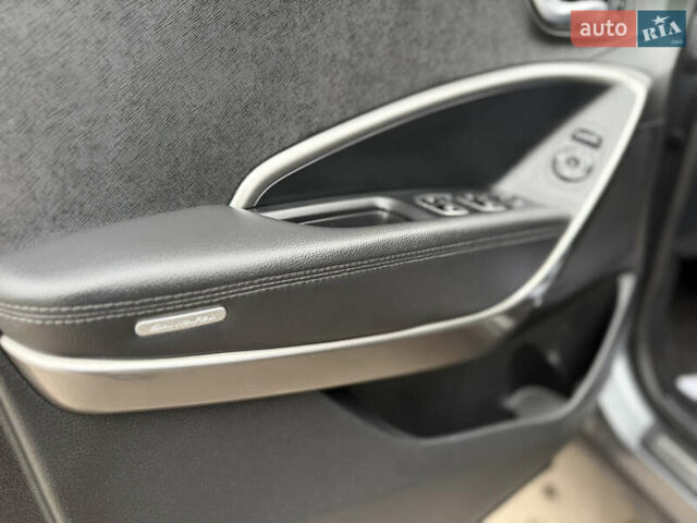 Сірий Хендай Санта Фе, об'ємом двигуна 2.2 л та пробігом 169 тис. км за 19399 $, фото 24 на Automoto.ua