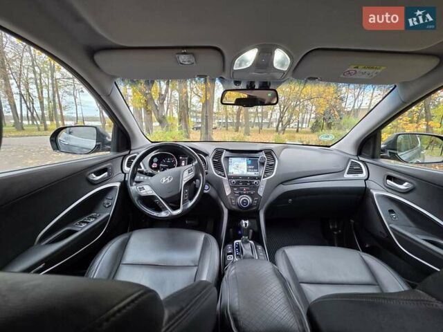 Сірий Хендай Санта Фе, об'ємом двигуна 2.2 л та пробігом 201 тис. км за 21500 $, фото 4 на Automoto.ua