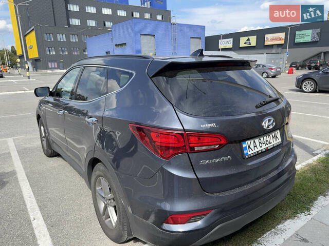 Серый Хендай Санта Фе, объемом двигателя 2.36 л и пробегом 105 тыс. км за 19000 $, фото 2 на Automoto.ua