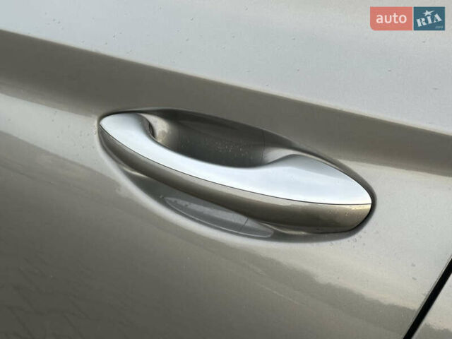 Серый Хендай Санта Фе, объемом двигателя 2.2 л и пробегом 131 тыс. км за 29200 $, фото 24 на Automoto.ua