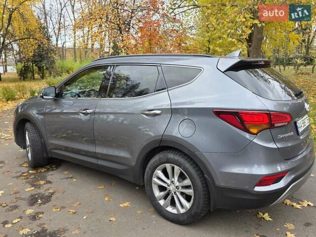 Сірий Хендай Санта Фе, об'ємом двигуна 2.2 л та пробігом 201 тис. км за 21500 $, фото 6 на Automoto.ua