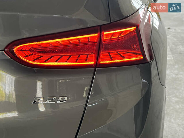 Серый Хендай Санта Фе, объемом двигателя 2.2 л и пробегом 30 тыс. км за 35000 $, фото 8 на Automoto.ua