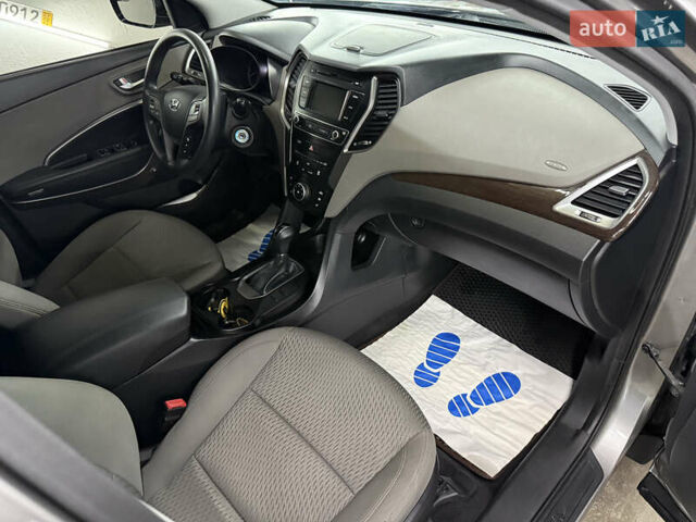 Хендай Санта Фе 2018 в Кременце на Automoto.ua Серый Хендай Санта Фе, объемом двигателя 2.4 л и пробегом 67 тыс. км за 19000 $, фото 20 на Automoto.ua