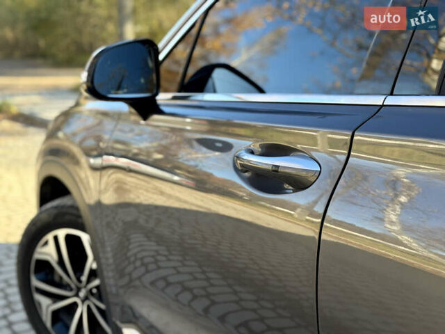 Серый Хендай Санта Фе, объемом двигателя 2 л и пробегом 148 тыс. км за 24400 $, фото 15 на Automoto.ua