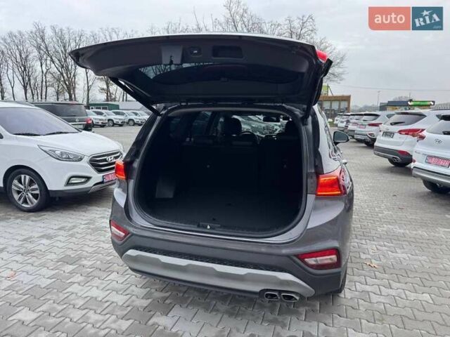 Серый Хендай Санта Фе, объемом двигателя 2 л и пробегом 95 тыс. км за 25500 $, фото 10 на Automoto.ua