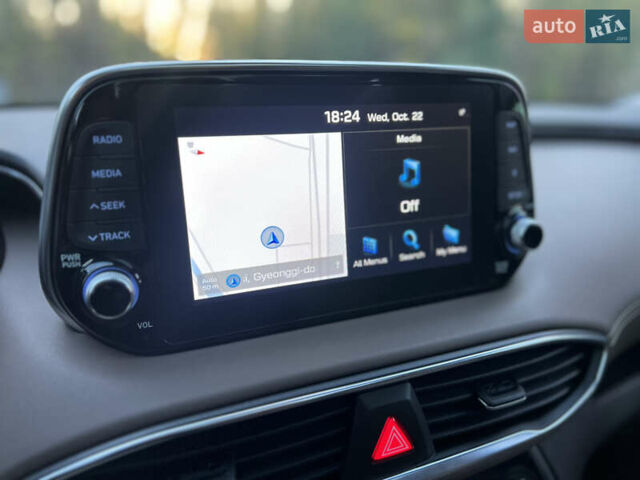 Сірий Хендай Санта Фе, об'ємом двигуна 2.2 л та пробігом 125 тис. км за 33500 $, фото 19 на Automoto.ua