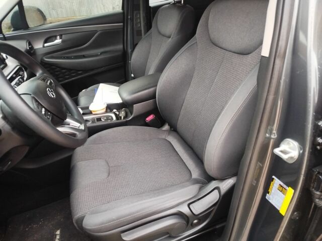 Серый Хендай Санта Фе, объемом двигателя 2.4 л и пробегом 50 тыс. км за 18500 $, фото 5 на Automoto.ua