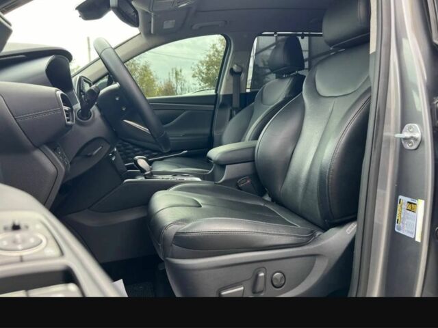 Серый Хендай Санта Фе, объемом двигателя 2 л и пробегом 146 тыс. км за 25000 $, фото 3 на Automoto.ua