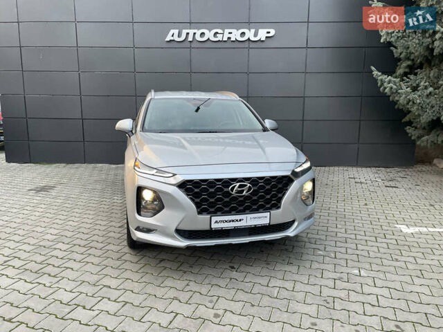 Серый Хендай Санта Фе, объемом двигателя 2.36 л и пробегом 21 тыс. км за 23900 $, фото 2 на Automoto.ua