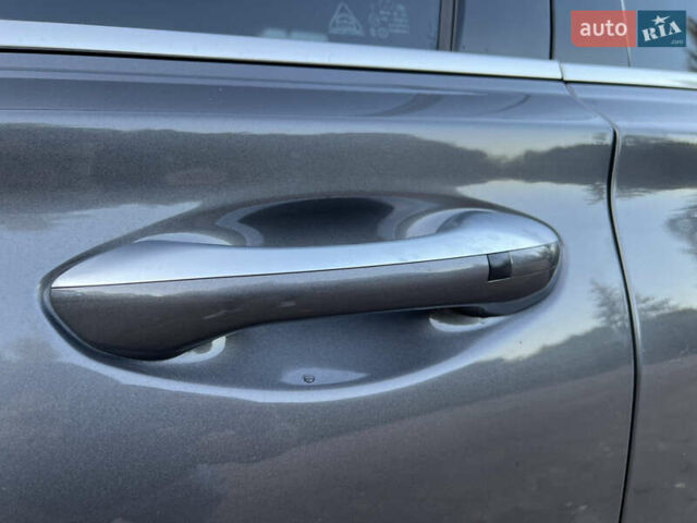 Сірий Хендай Санта Фе, об'ємом двигуна 2.2 л та пробігом 125 тис. км за 33500 $, фото 11 на Automoto.ua