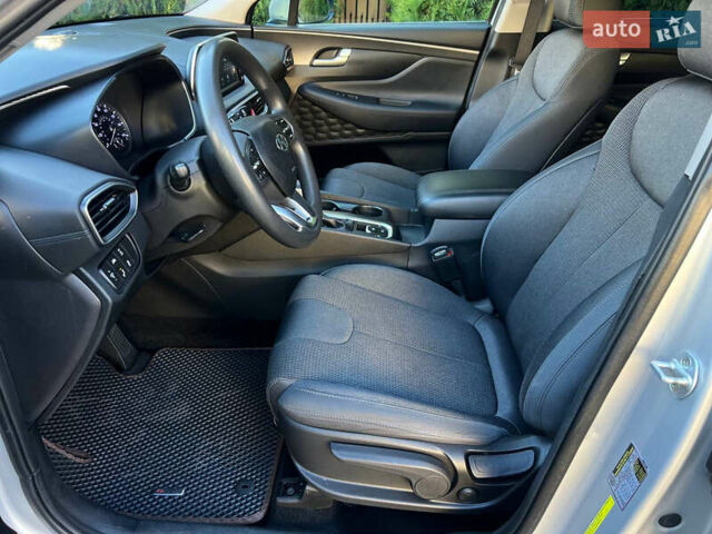 Серый Хендай Санта Фе, объемом двигателя 2.36 л и пробегом 126 тыс. км за 16900 $, фото 20 на Automoto.ua