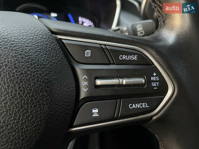 Серый Хендай Санта Фе, объемом двигателя 2.36 л и пробегом 21 тыс. км за 23900 $, фото 20 на Automoto.ua