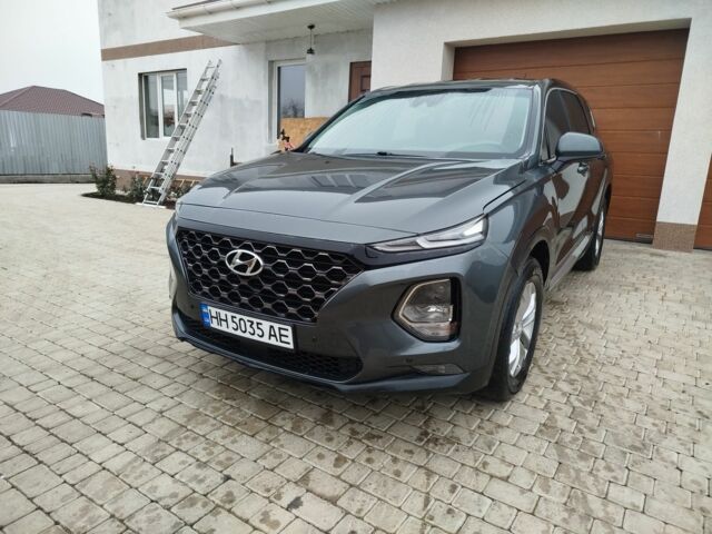 Серый Хендай Санта Фе, объемом двигателя 2.4 л и пробегом 50 тыс. км за 18500 $, фото 1 на Automoto.ua