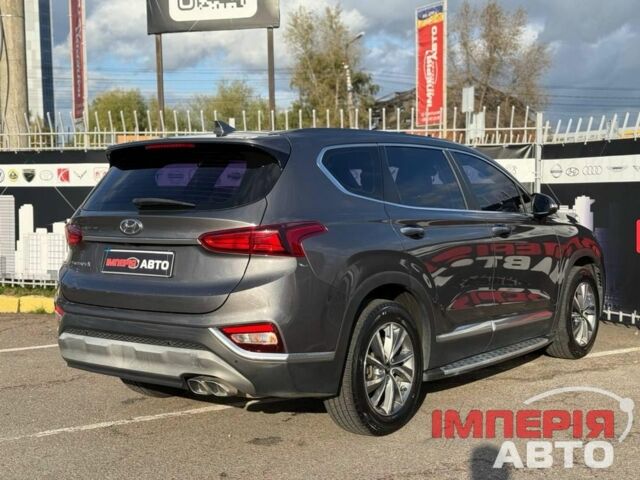 Серый Хендай Санта Фе, объемом двигателя 2 л и пробегом 198 тыс. км за 25000 $, фото 2 на Automoto.ua