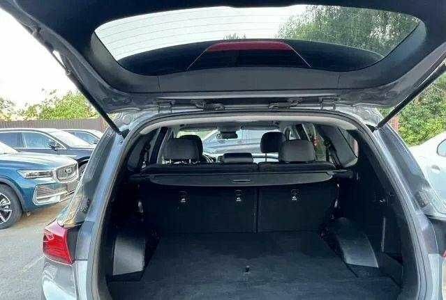 Серый Хендай Санта Фе, объемом двигателя 0 л и пробегом 138 тыс. км за 20000 $, фото 6 на Automoto.ua