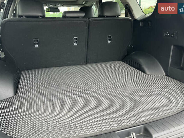 Сірий Хендай Санта Фе, об'ємом двигуна 2 л та пробігом 138 тис. км за 26500 $, фото 22 на Automoto.ua