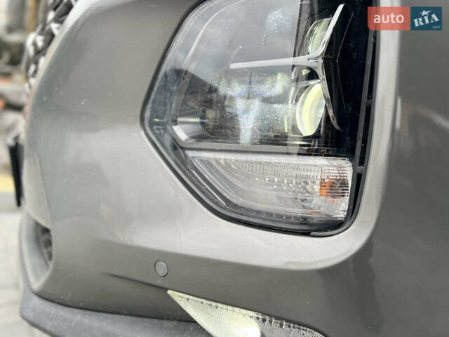 Серый Хендай Санта Фе, объемом двигателя 2.2 л и пробегом 95 тыс. км за 25999 $, фото 49 на Automoto.ua