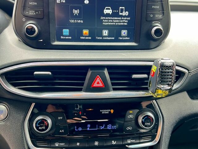 Хендай Санта Фе 2019 в Виннице на Automoto.ua Серый Хендай Санта Фе, объемом двигателя 2.2 л и пробегом 95 тыс. км за 26950 $, фото 4 на Automoto.ua