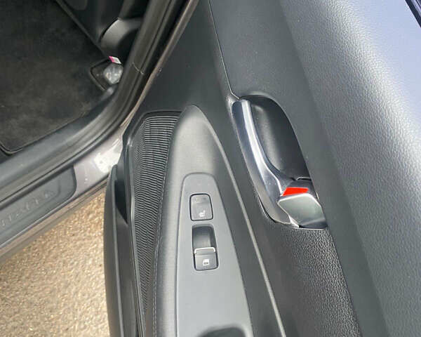 Серый Хендай Санта Фе, объемом двигателя 0 л и пробегом 132 тыс. км за 24800 $, фото 11 на Automoto.ua