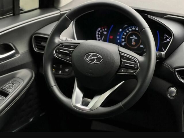 Серый Хендай Санта Фе, объемом двигателя 2 л и пробегом 146 тыс. км за 25000 $, фото 5 на Automoto.ua