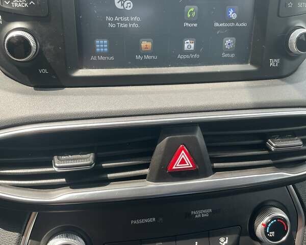 Серый Хендай Санта Фе, объемом двигателя 2.36 л и пробегом 99 тыс. км за 19800 $, фото 17 на Automoto.ua