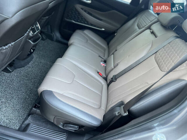 Сірий Хендай Санта Фе, об'ємом двигуна 2.2 л та пробігом 125 тис. км за 33500 $, фото 27 на Automoto.ua