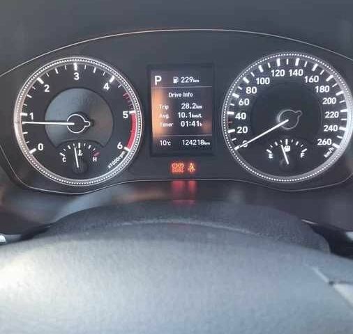 Сірий Хендай Санта Фе, об'ємом двигуна 2.2 л та пробігом 124 тис. км за 19500 $, фото 7 на Automoto.ua