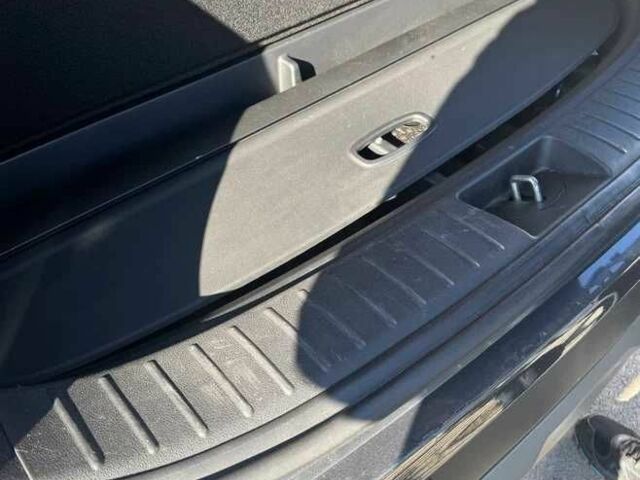 Серый Хендай Санта Фе, объемом двигателя 2.2 л и пробегом 91 тыс. км за 22000 $, фото 5 на Automoto.ua