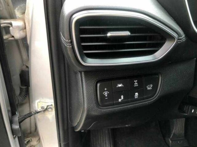 Сірий Хендай Санта Фе, об'ємом двигуна 2 л та пробігом 150 тис. км за 14500 $, фото 22 на Automoto.ua