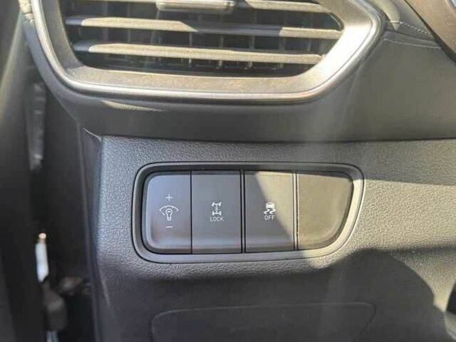 Серый Хендай Санта Фе, объемом двигателя 2.2 л и пробегом 91 тыс. км за 22000 $, фото 7 на Automoto.ua