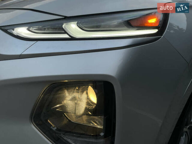 Серый Хендай Санта Фе, объемом двигателя 2.36 л и пробегом 21 тыс. км за 23900 $, фото 34 на Automoto.ua