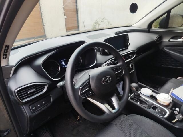 Серый Хендай Санта Фе, объемом двигателя 2.4 л и пробегом 50 тыс. км за 18500 $, фото 4 на Automoto.ua