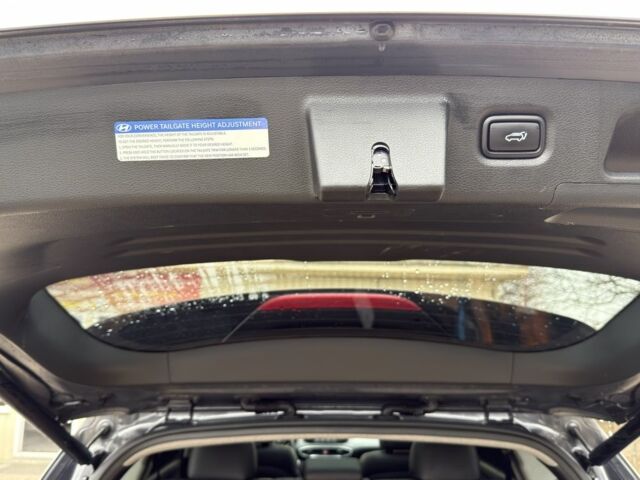 Серый Хендай Санта Фе, объемом двигателя 2 л и пробегом 146 тыс. км за 24000 $, фото 15 на Automoto.ua