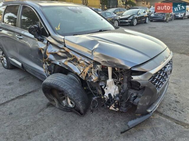 Серый Хендай Санта Фе, объемом двигателя 2.36 л и пробегом 260 тыс. км за 5500 $, фото 18 на Automoto.ua