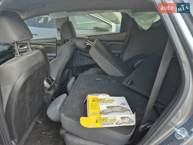 Серый Хендай Санта Фе, объемом двигателя 2.36 л и пробегом 260 тыс. км за 5500 $, фото 13 на Automoto.ua