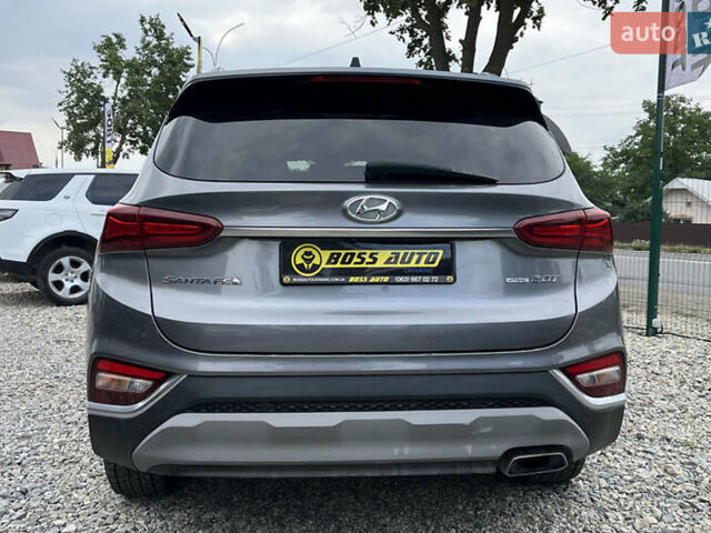 Сірий Хендай Санта Фе, об'ємом двигуна 2 л та пробігом 138 тис. км за 26500 $, фото 4 на Automoto.ua