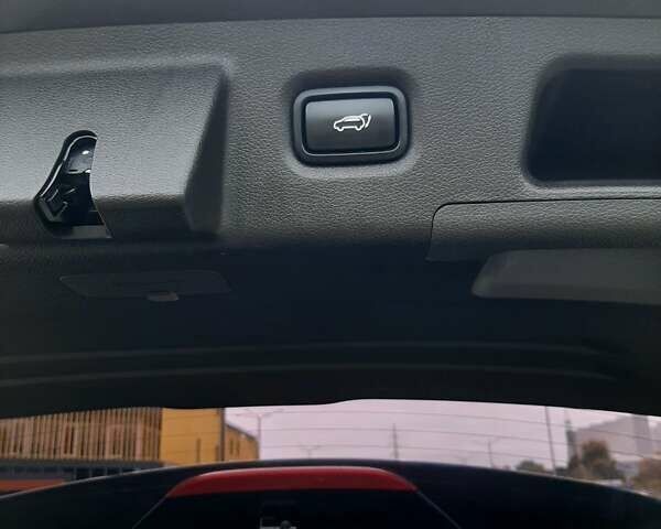 Сірий Хендай Санта Фе, об'ємом двигуна 2 л та пробігом 104 тис. км за 29300 $, фото 13 на Automoto.ua