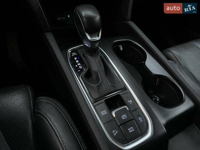 Серый Хендай Санта Фе, объемом двигателя 2.36 л и пробегом 21 тыс. км за 23900 $, фото 25 на Automoto.ua