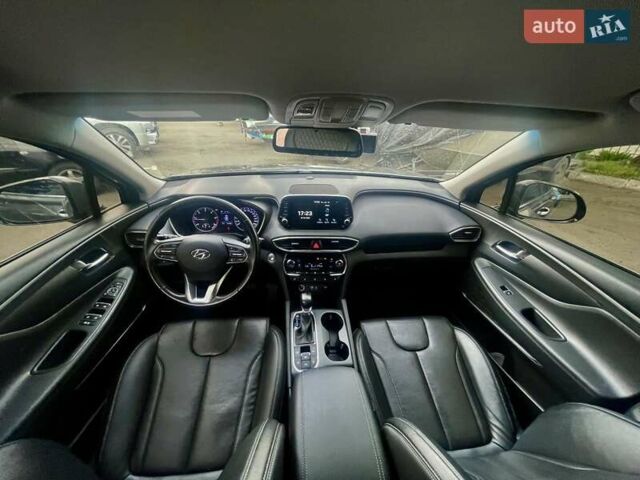 Серый Хендай Санта Фе, объемом двигателя 2 л и пробегом 141 тыс. км за 30500 $, фото 20 на Automoto.ua