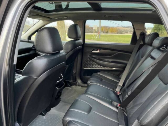 Серый Хендай Санта Фе, объемом двигателя 2 л и пробегом 36 тыс. км за 9500 $, фото 9 на Automoto.ua