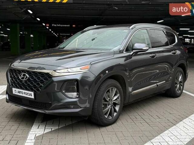 Серый Хендай Санта Фе, объемом двигателя 2.36 л и пробегом 111 тыс. км за 26990 $, фото 3 на Automoto.ua
