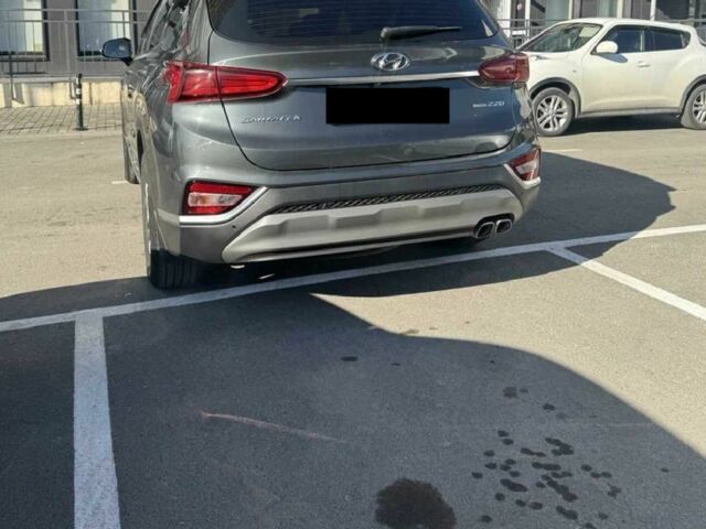 Серый Хендай Санта Фе, объемом двигателя 2.2 л и пробегом 91 тыс. км за 22000 $, фото 2 на Automoto.ua