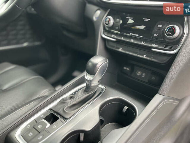 Сірий Хендай Санта Фе, об'ємом двигуна 2 л та пробігом 138 тис. км за 26500 $, фото 28 на Automoto.ua