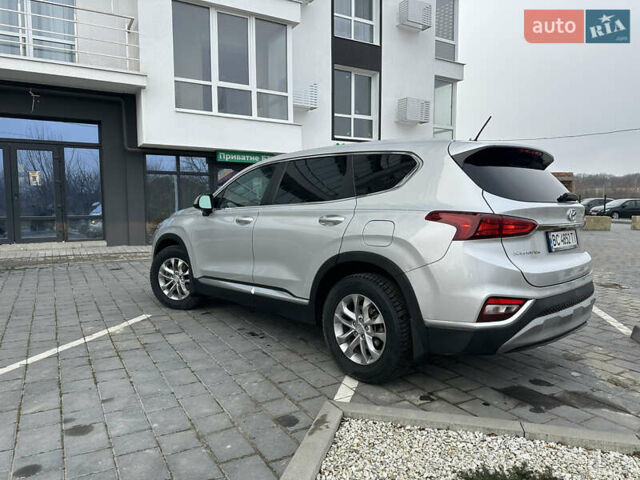 Серый Хендай Санта Фе, объемом двигателя 2.4 л и пробегом 98 тыс. км за 24000 $, фото 5 на Automoto.ua