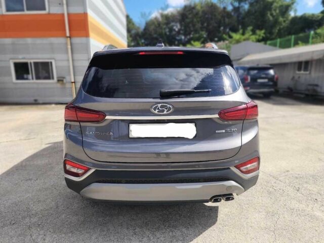 Сірий Хендай Санта Фе, об'ємом двигуна 2 л та пробігом 93 тис. км за 22500 $, фото 6 на Automoto.ua